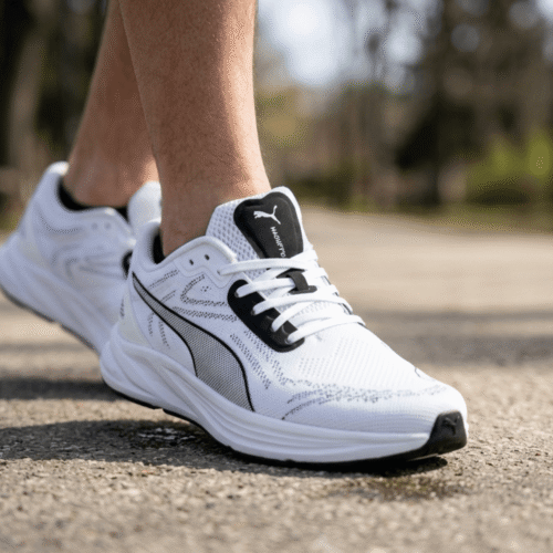 PUMA MAGNIFY NITRO 2 RUNNING SHOES